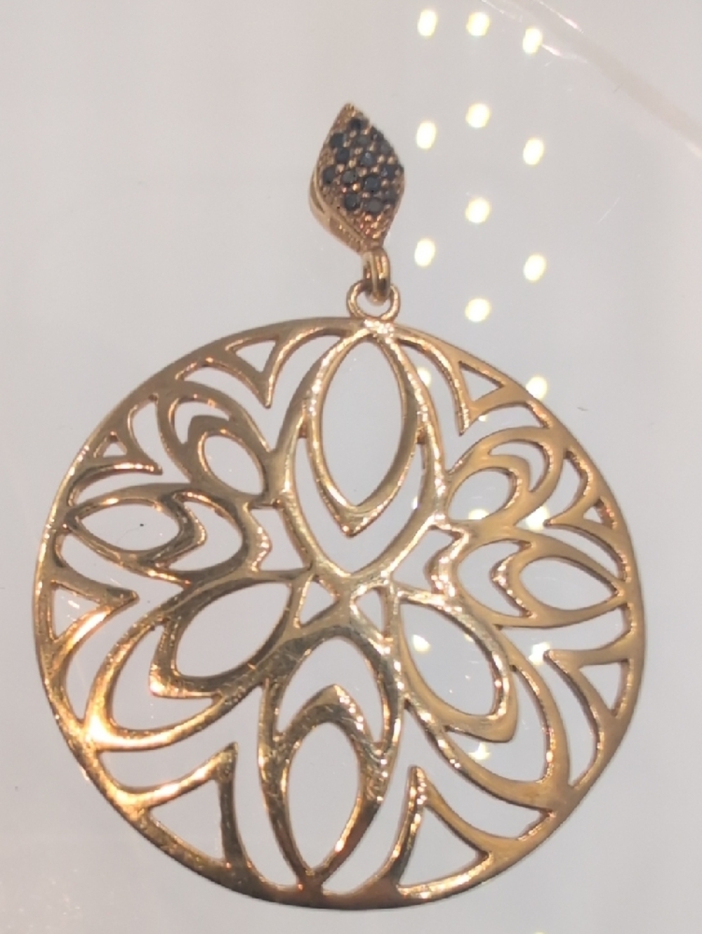 Gold-Tone Filigree Round Pendant Necklace Pendant - Women Jewelry Bb21
